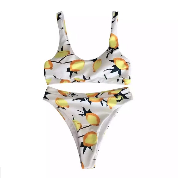 Lemon printed Thong Bikini - Picture 3 of 4